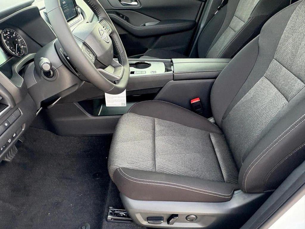 new 2025 Nissan Rogue car, priced at $30,258