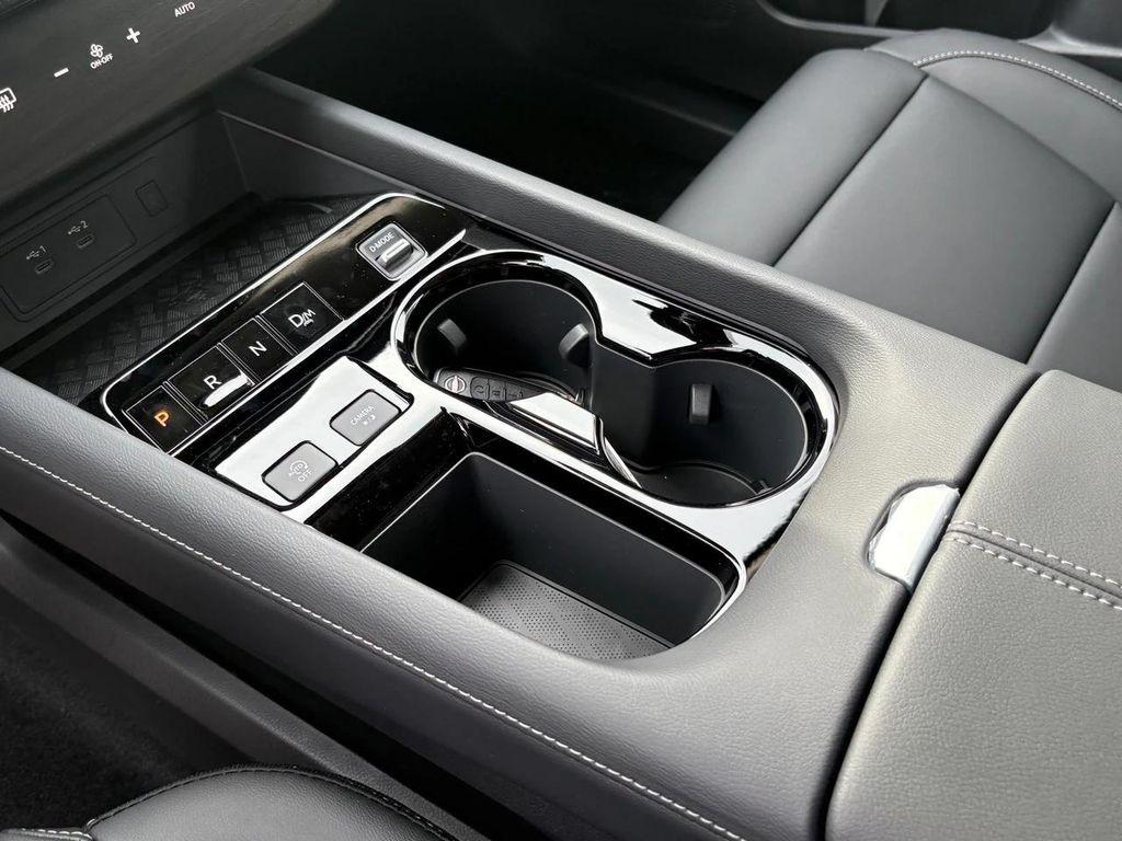 new 2025 Nissan Murano car, priced at $37,751