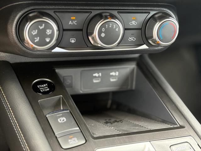 new 2025 Nissan Kicks car, priced at $27,593