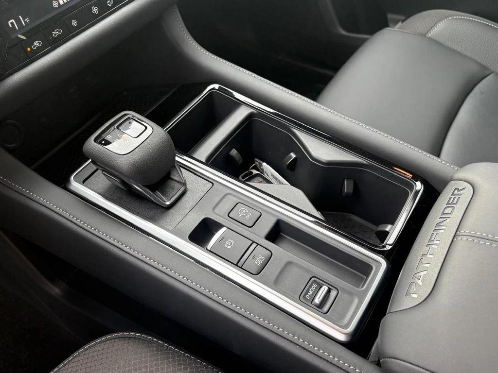 new 2025 Nissan Pathfinder car, priced at $33,326