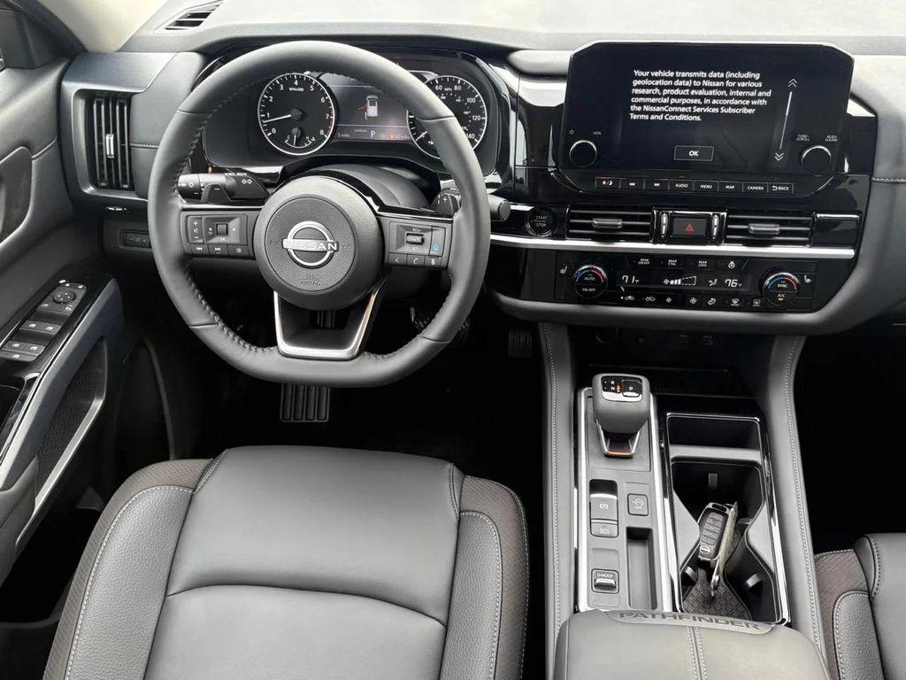 new 2025 Nissan Pathfinder car, priced at $33,326