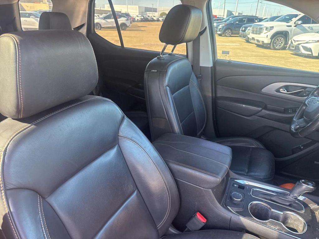 used 2020 Chevrolet Traverse car, priced at $17,479
