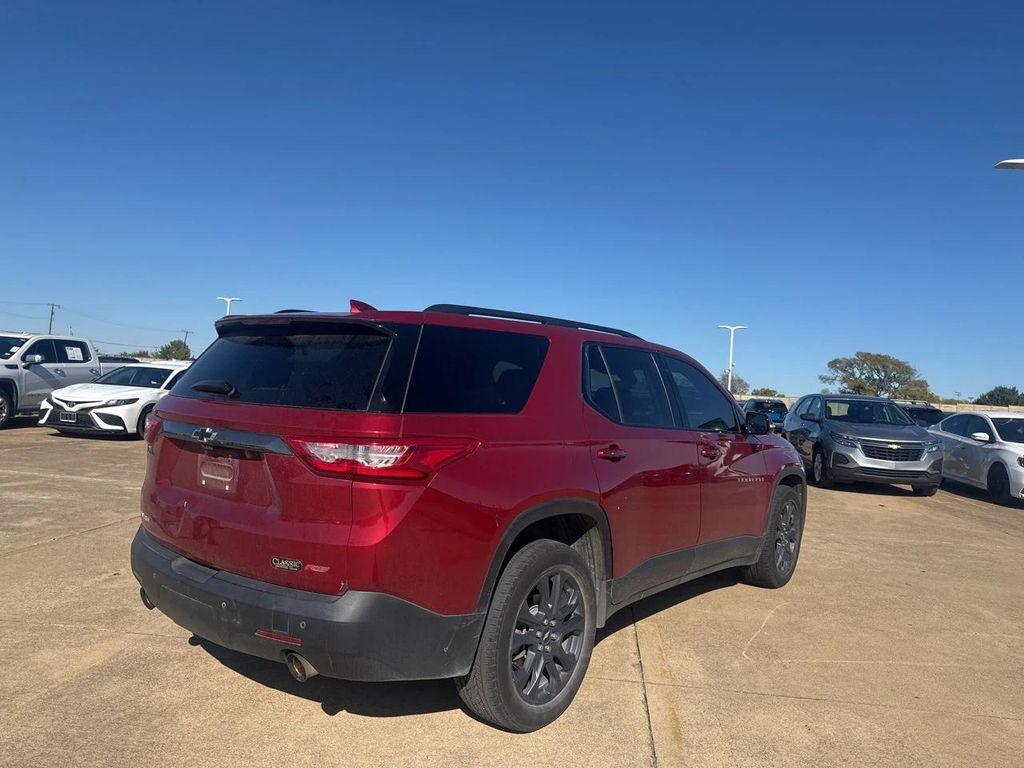 used 2020 Chevrolet Traverse car, priced at $17,479
