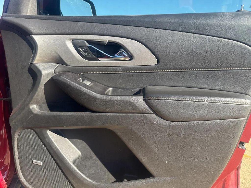 used 2020 Chevrolet Traverse car, priced at $17,479