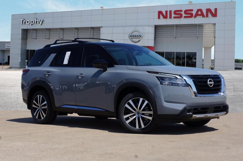 new 2024 Nissan Pathfinder car, priced at $46,937