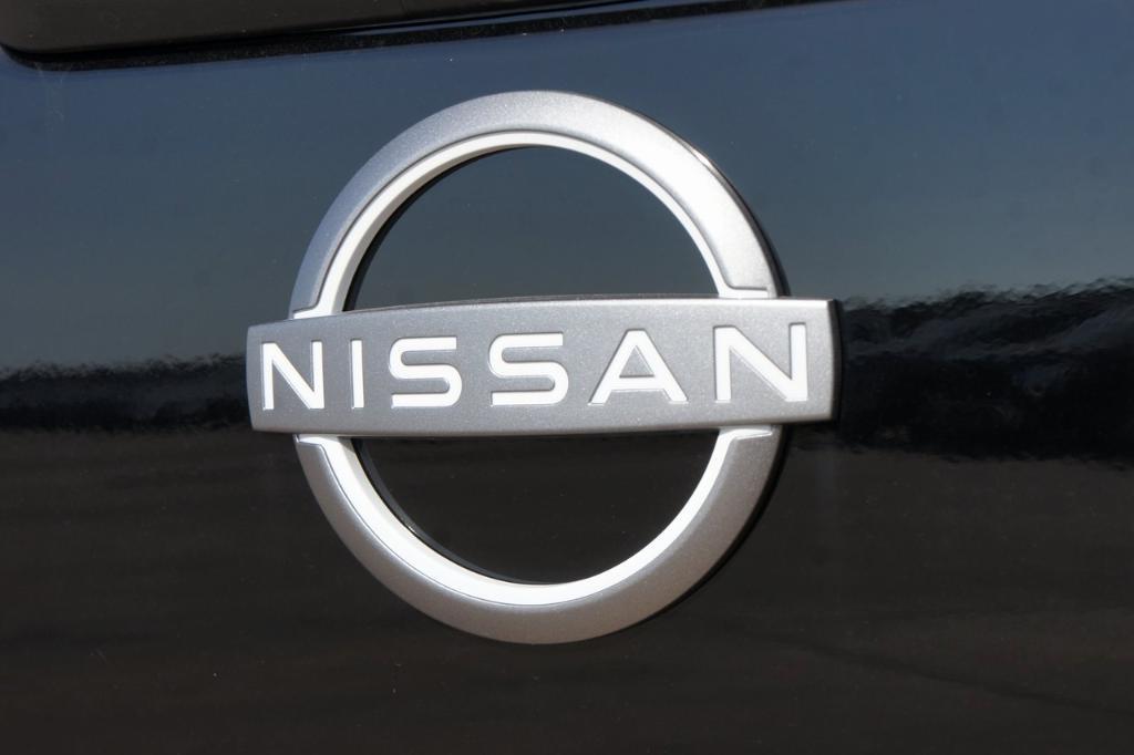 new 2024 Nissan Frontier car, priced at $30,186