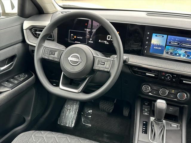new 2025 Nissan Kicks car, priced at $24,105
