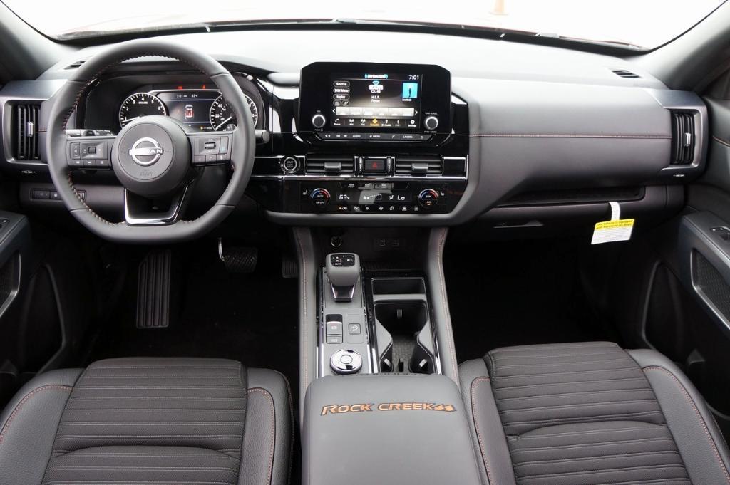 new 2024 Nissan Pathfinder car, priced at $42,992
