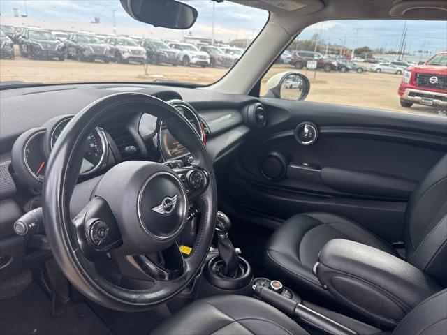 used 2018 MINI Hardtop car, priced at $13,372