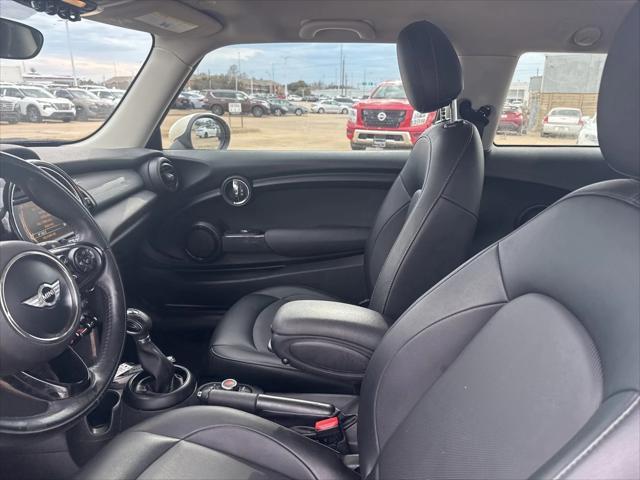 used 2018 MINI Hardtop car, priced at $13,372