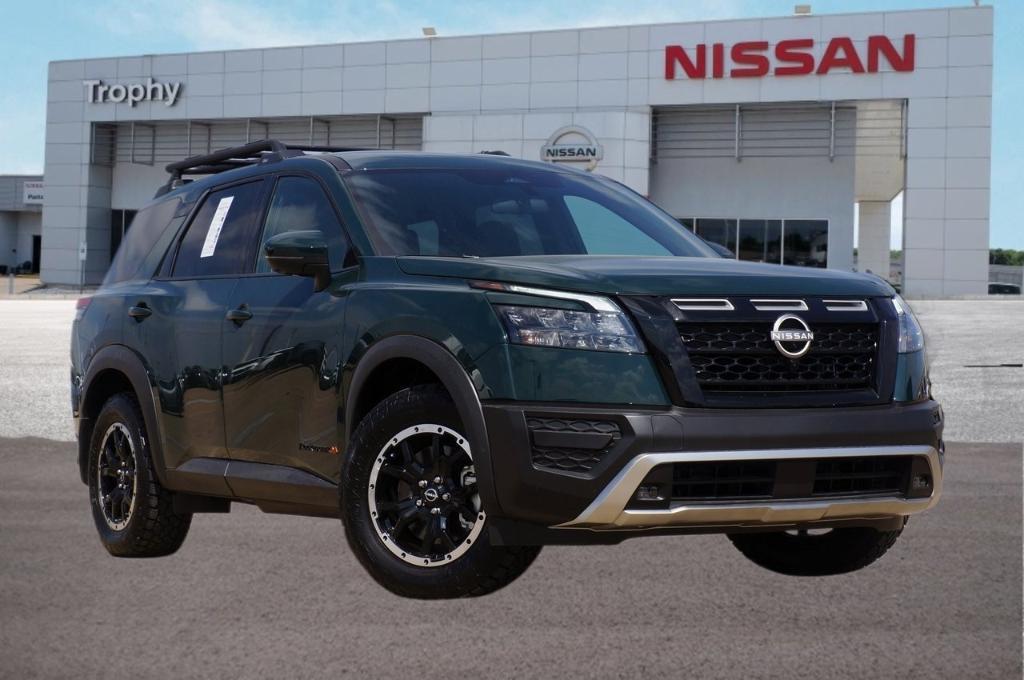 new 2024 Nissan Pathfinder car, priced at $42,762