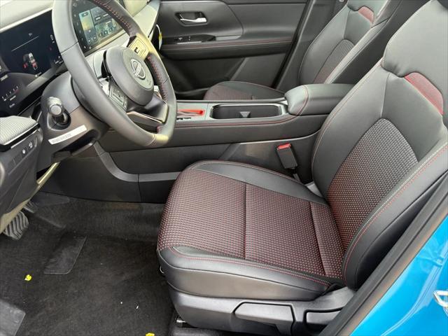 new 2025 Nissan Kicks car, priced at $27,571