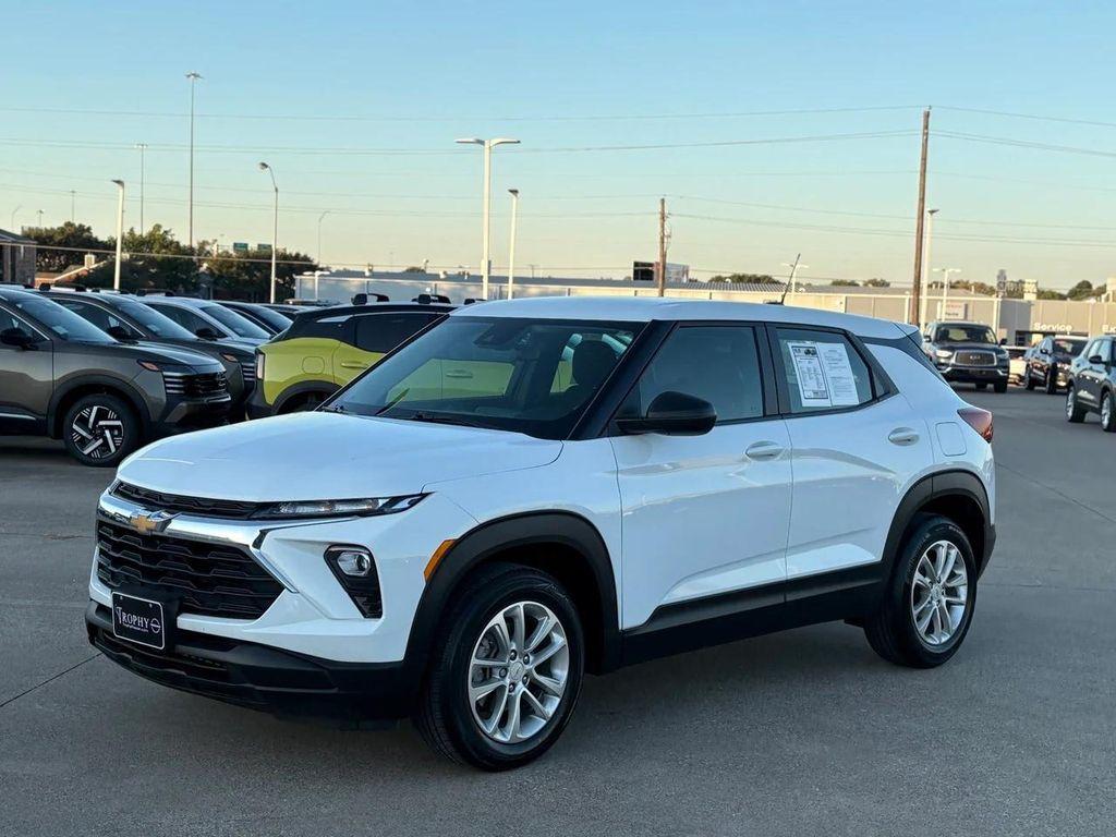 used 2024 Chevrolet TrailBlazer car, priced at $19,438