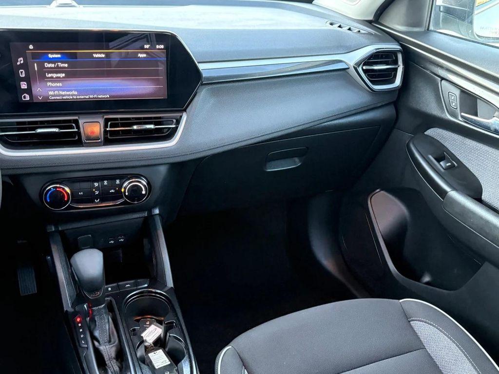 used 2024 Chevrolet TrailBlazer car, priced at $19,438