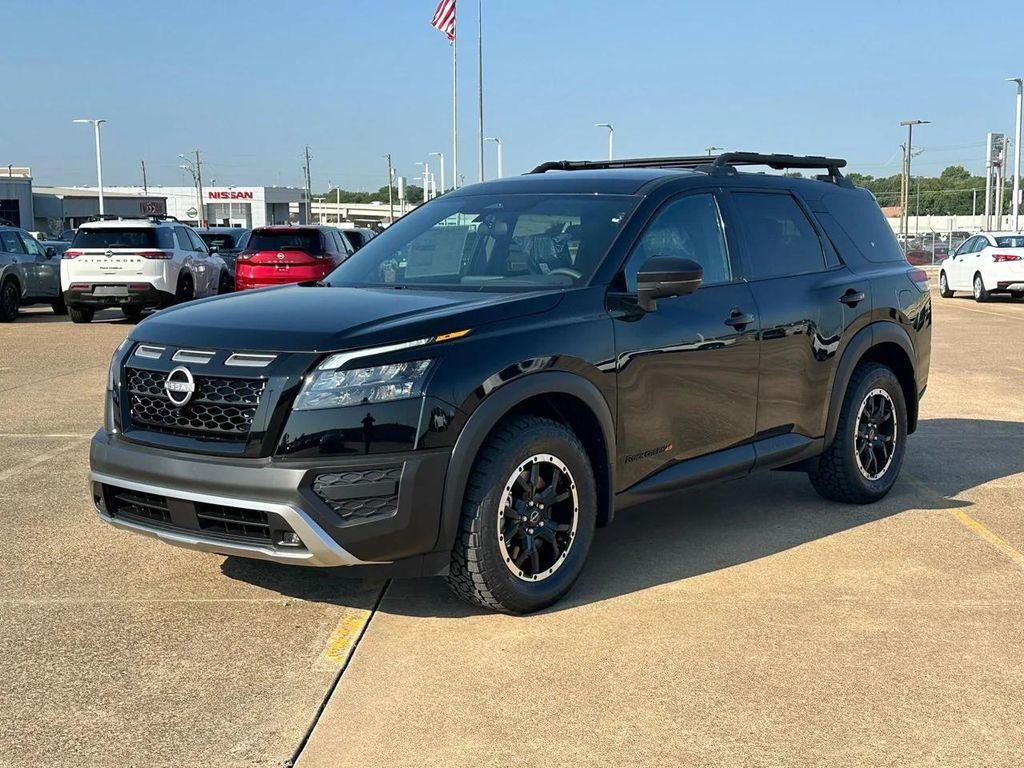 new 2025 Nissan Pathfinder car, priced at $35,085