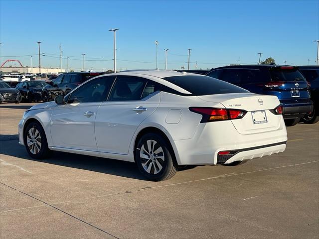 new 2025 Nissan Altima car, priced at $25,301