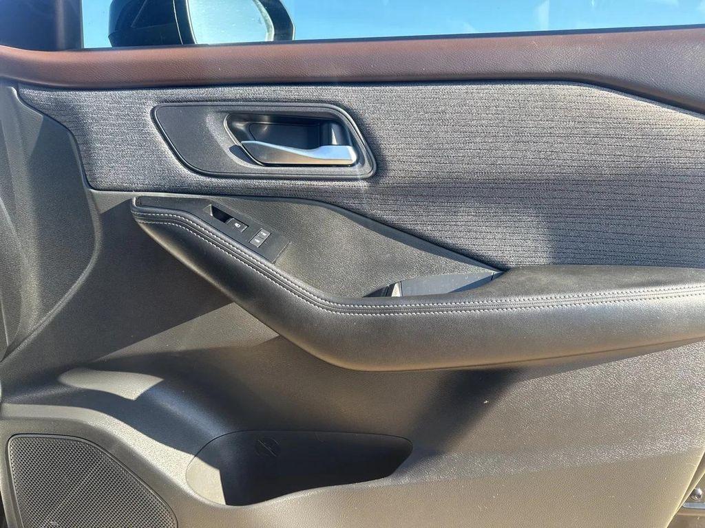 used 2023 Nissan Rogue car, priced at $18,377