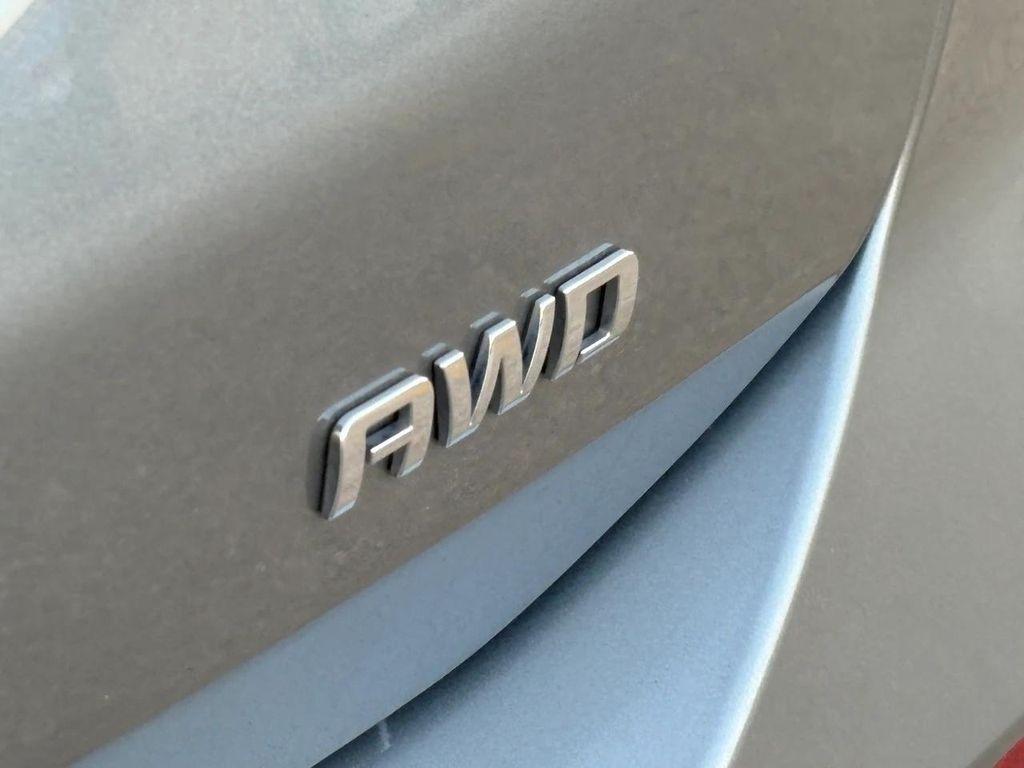 used 2024 Chevrolet Equinox car, priced at $21,099