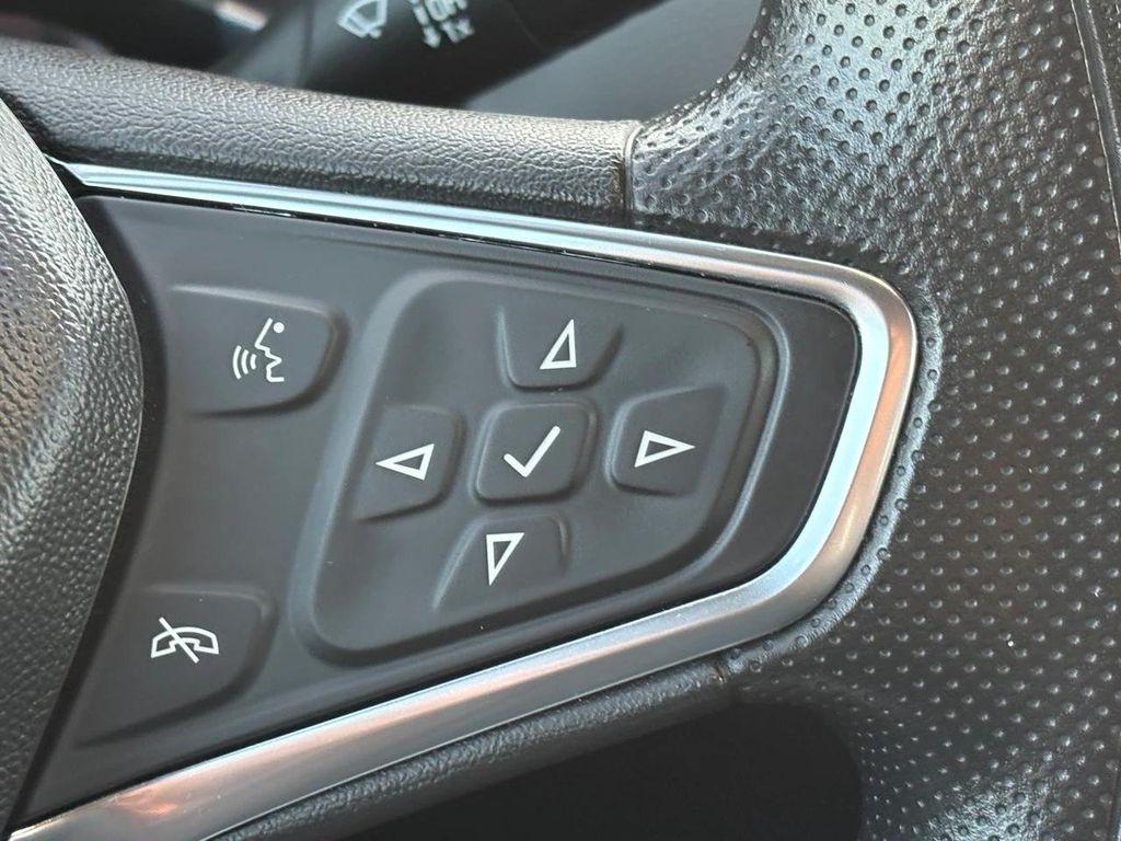 used 2024 Chevrolet Equinox car, priced at $21,099
