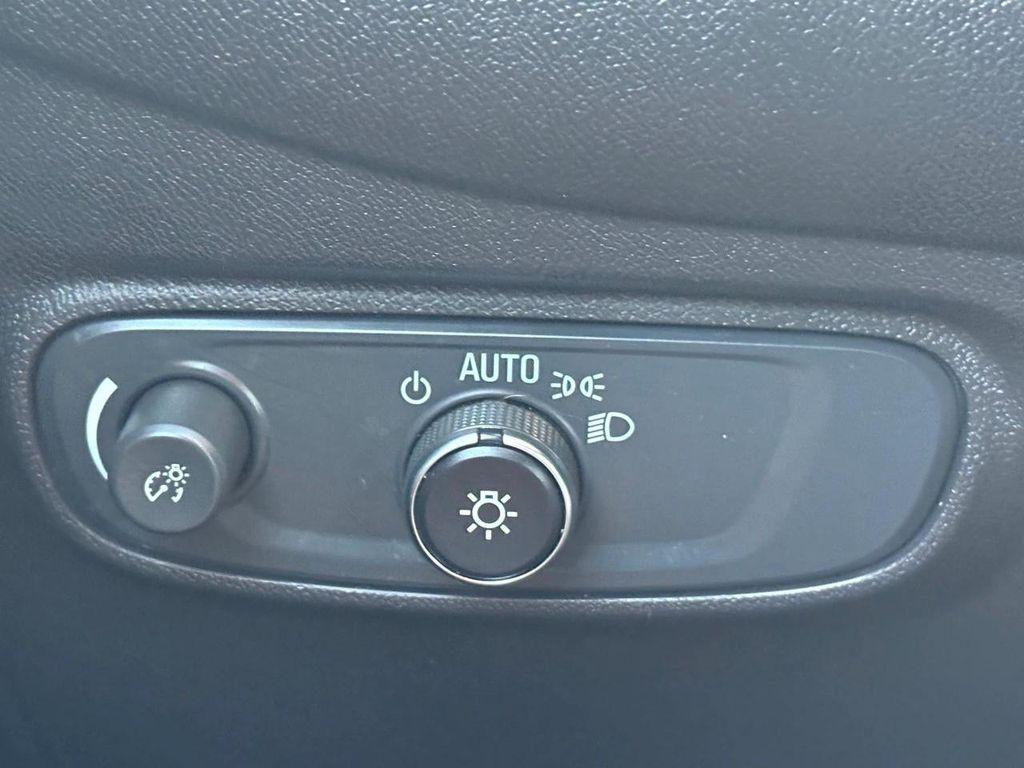 used 2024 Chevrolet Equinox car, priced at $21,099