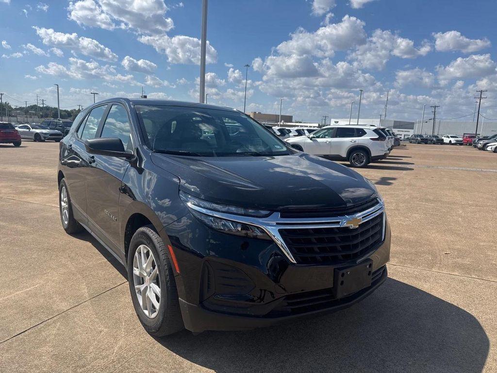 used 2024 Chevrolet Equinox car, priced at $19,999