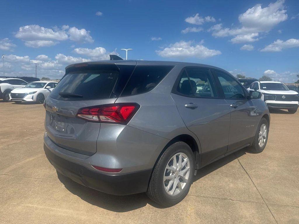 used 2024 Chevrolet Equinox car, priced at $21,891
