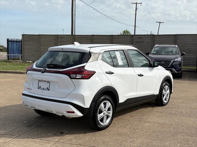 new 2025 Nissan Kicks car, priced at $22,857