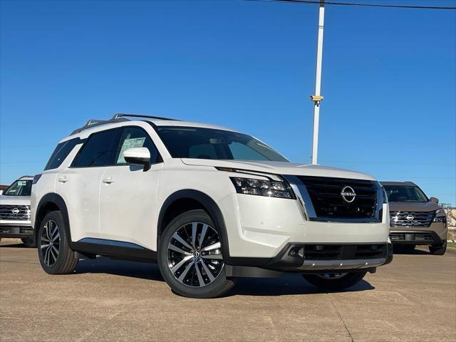 new 2025 Nissan Pathfinder car, priced at $47,703