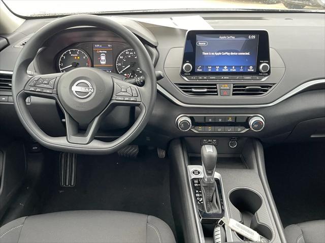 new 2025 Nissan Altima car, priced at $25,301