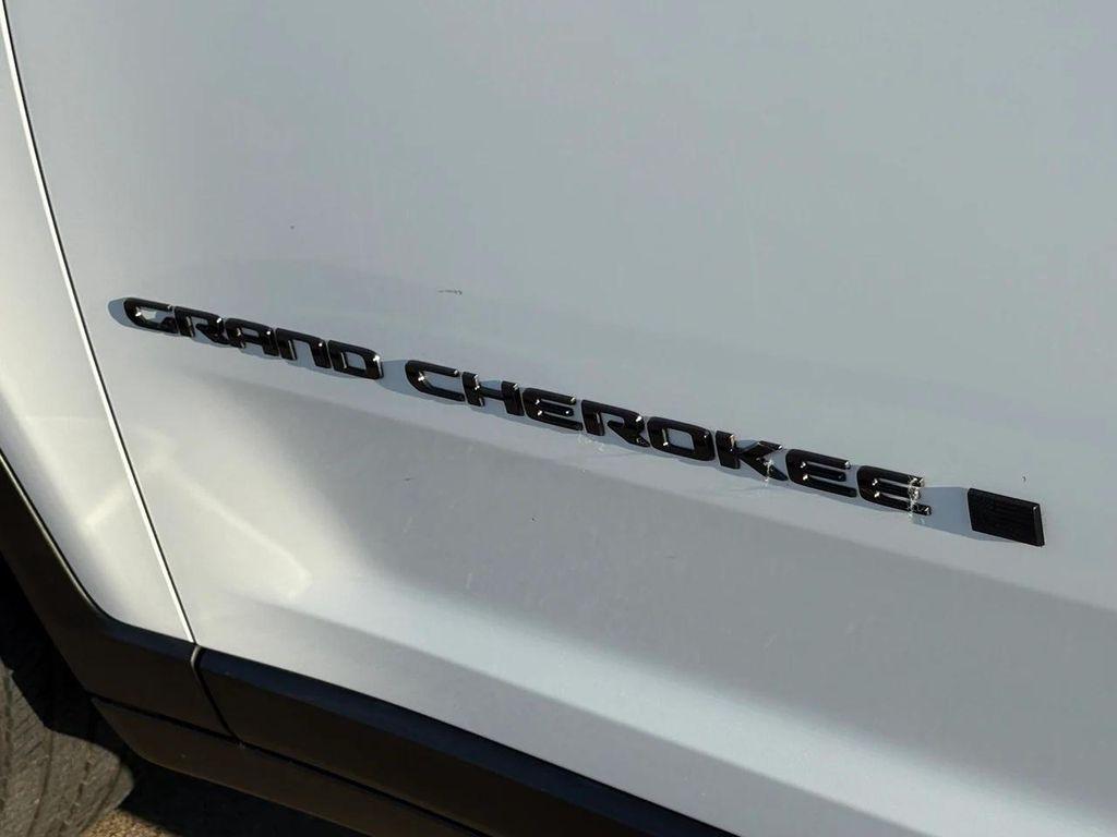 used 2022 Jeep Grand Cherokee car, priced at $28,910