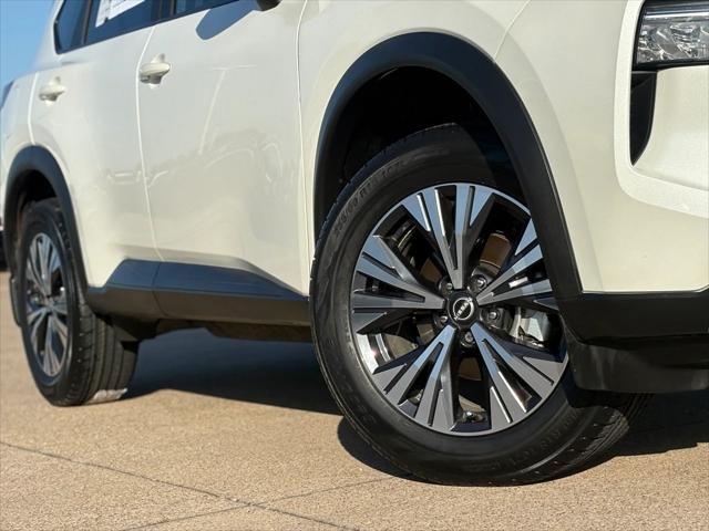 used 2023 Nissan Rogue car, priced at $25,393