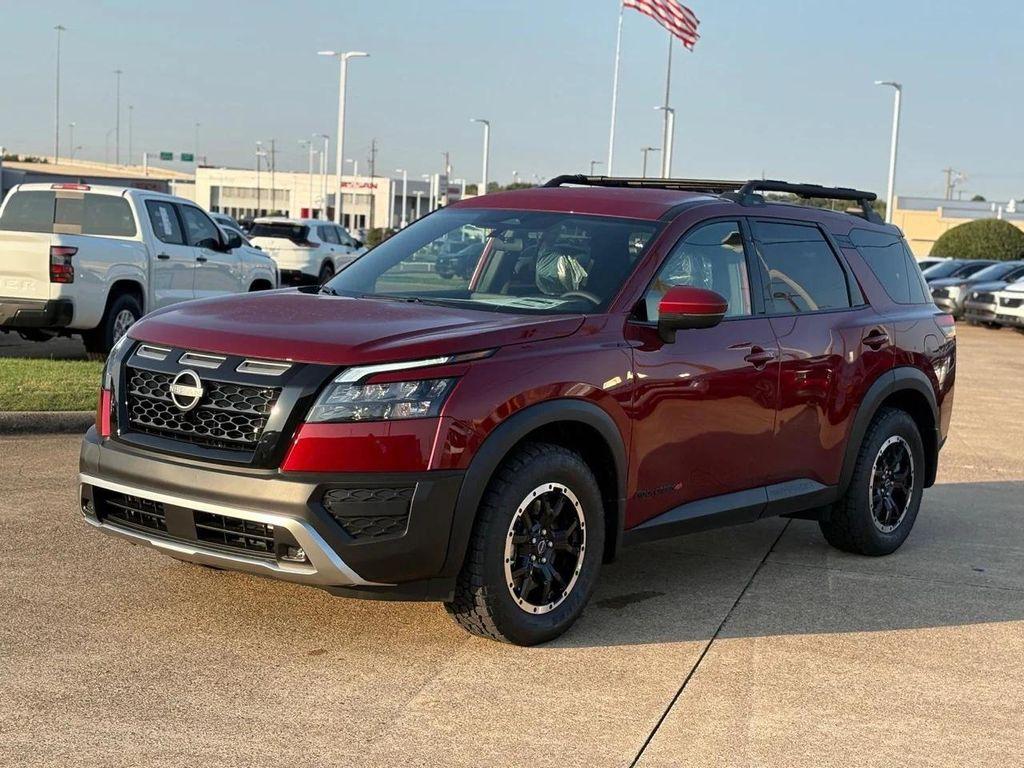 new 2025 Nissan Pathfinder car, priced at $35,472