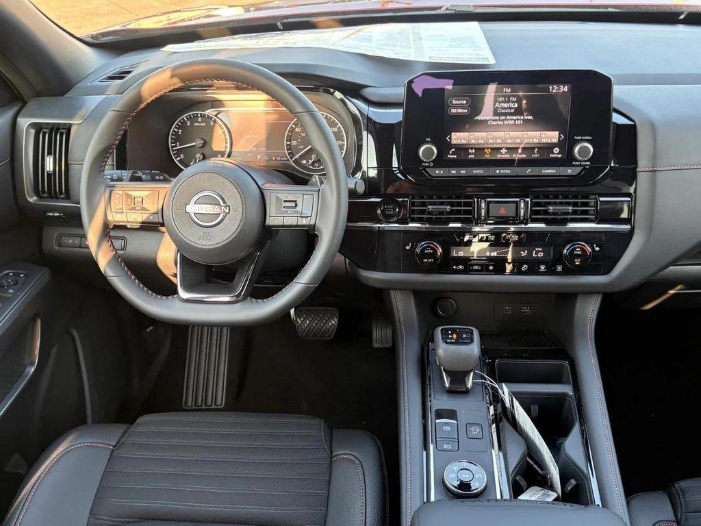 new 2025 Nissan Pathfinder car, priced at $35,472