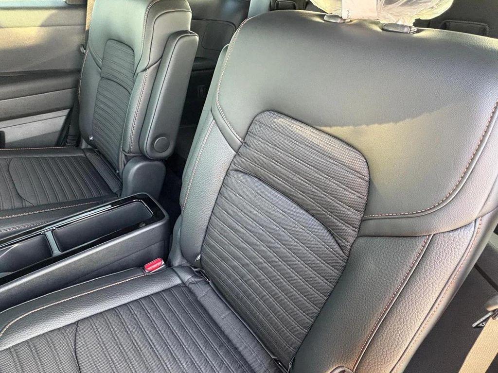 new 2025 Nissan Pathfinder car, priced at $35,472