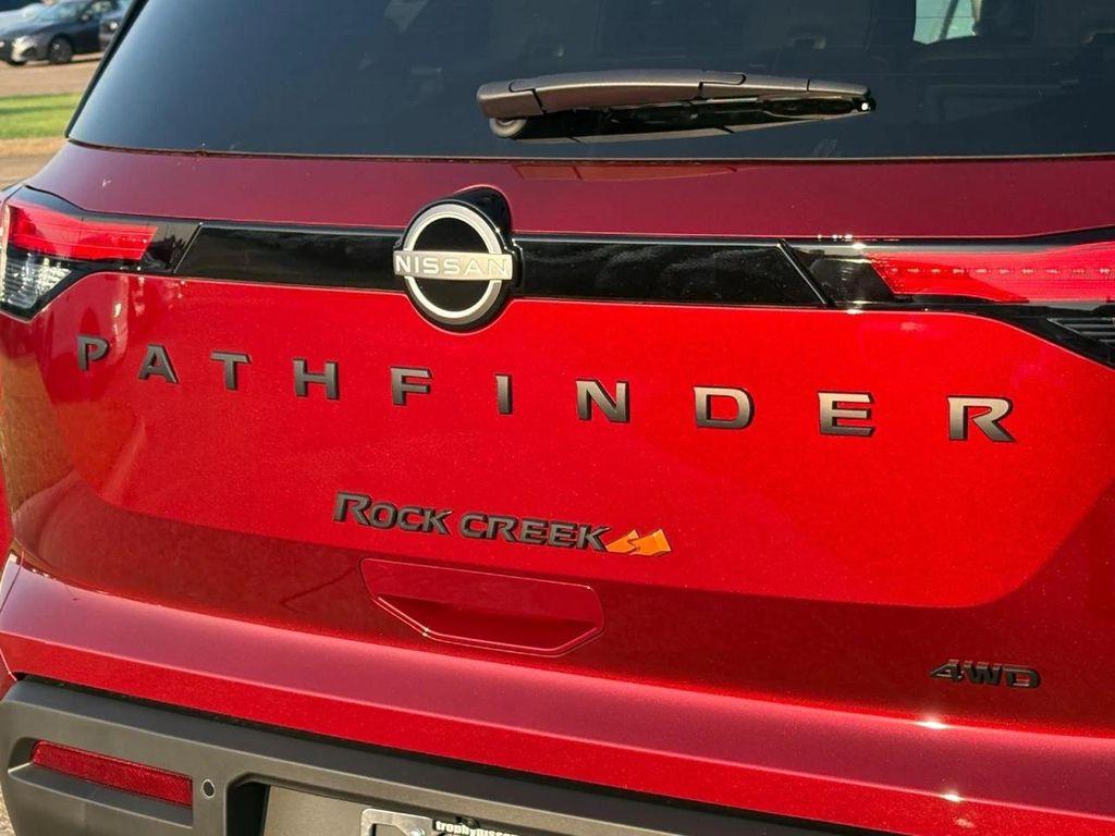 new 2025 Nissan Pathfinder car, priced at $35,472