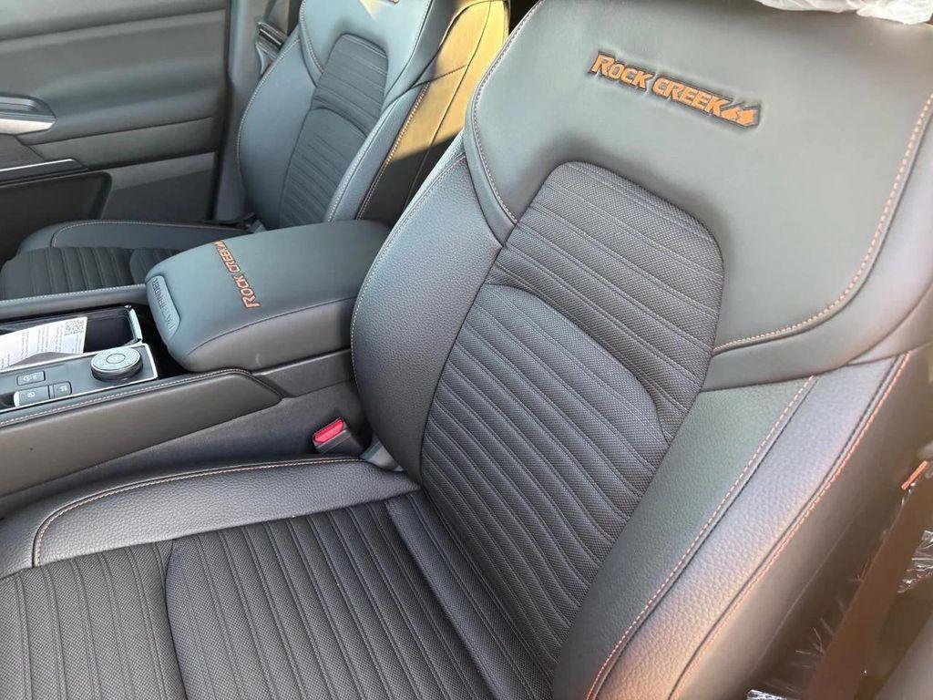 new 2025 Nissan Pathfinder car, priced at $35,472