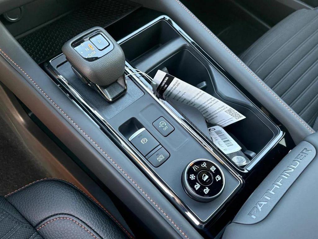 new 2025 Nissan Pathfinder car, priced at $35,472