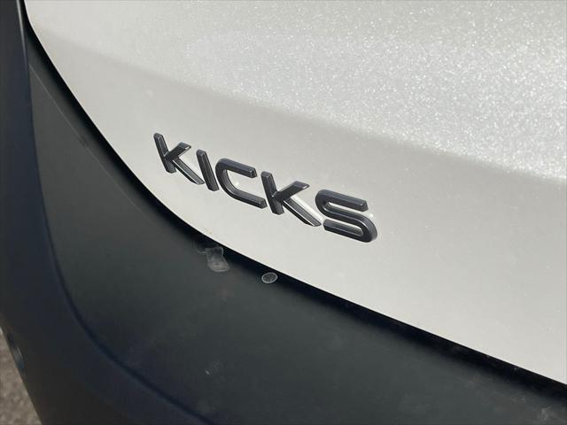 new 2025 Nissan Kicks car