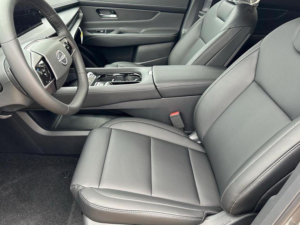 new 2025 Nissan Murano car, priced at $35,179