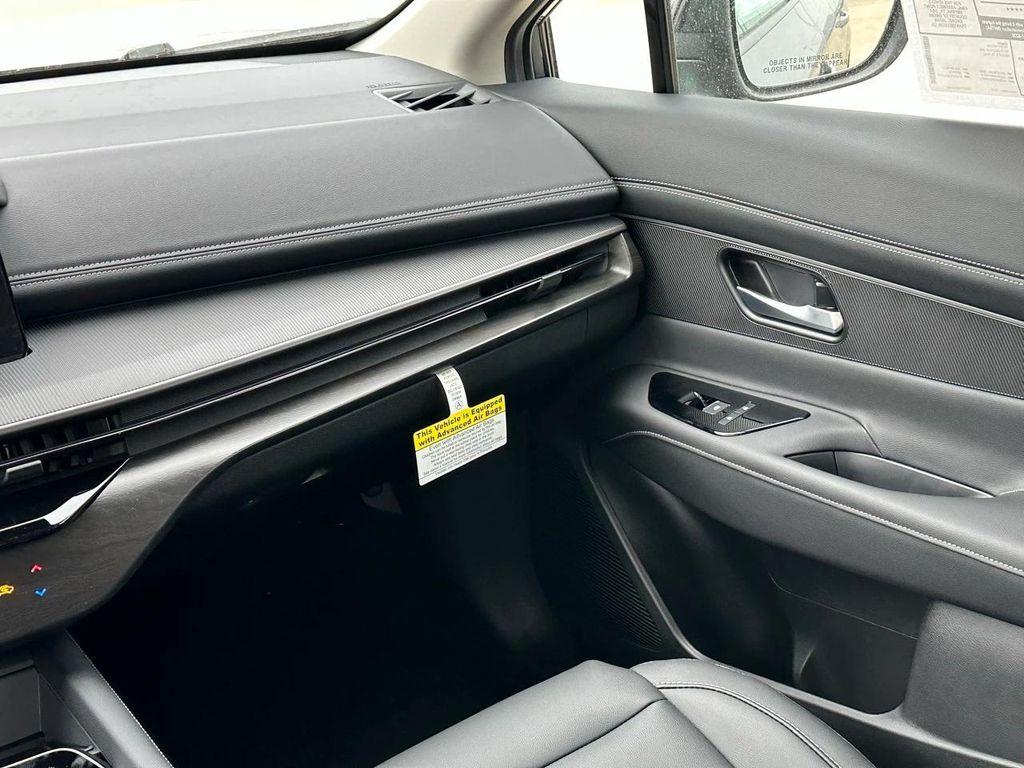 new 2025 Nissan Murano car, priced at $35,179