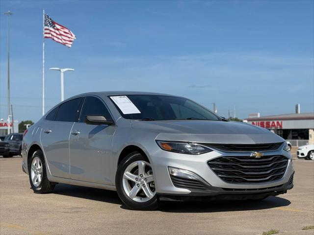 used 2022 Chevrolet Malibu car, priced at $15,234