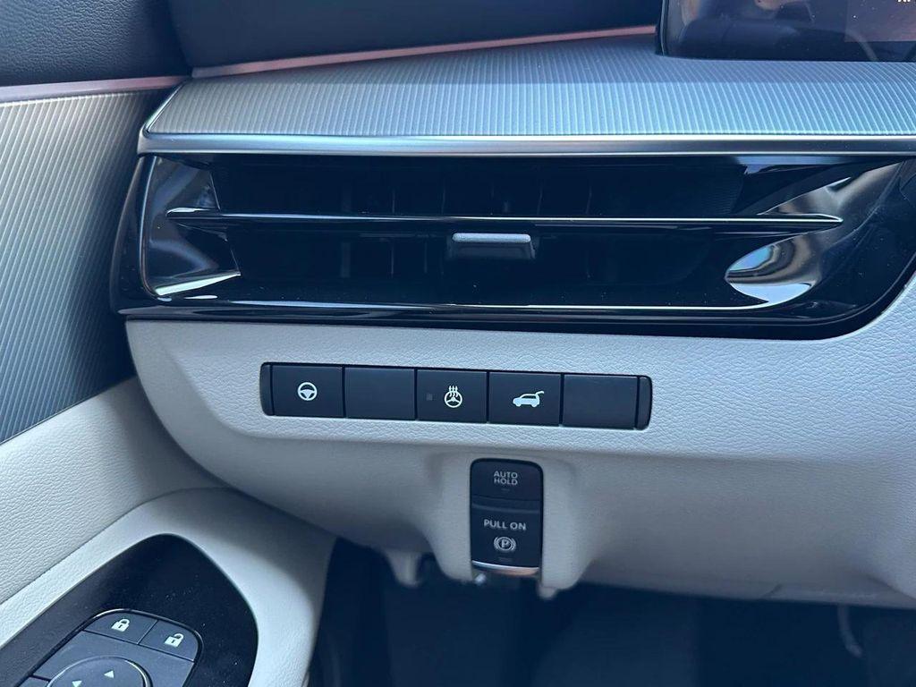 new 2025 Nissan Murano car, priced at $37,992