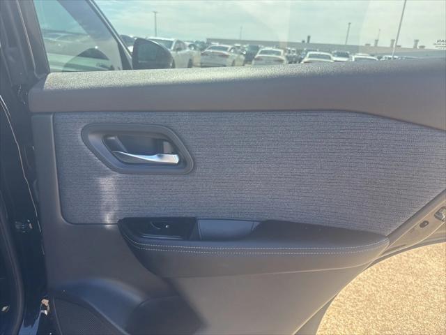used 2023 Nissan Rogue car, priced at $22,428
