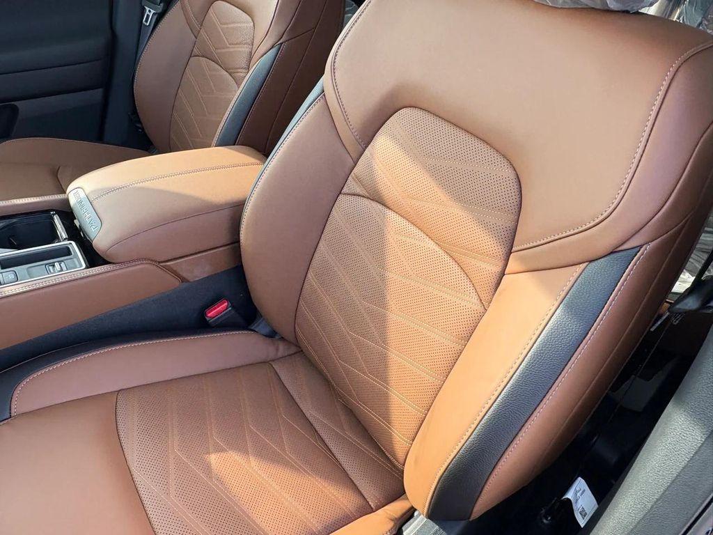 new 2025 Nissan Pathfinder car, priced at $39,875