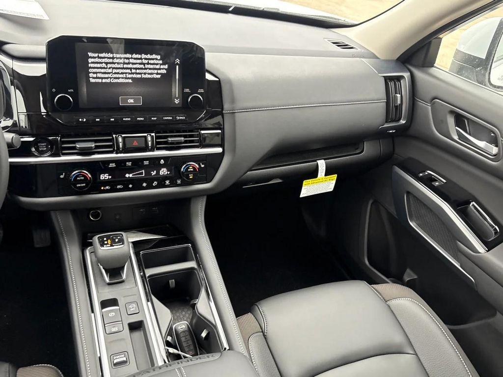 new 2025 Nissan Pathfinder car, priced at $43,097