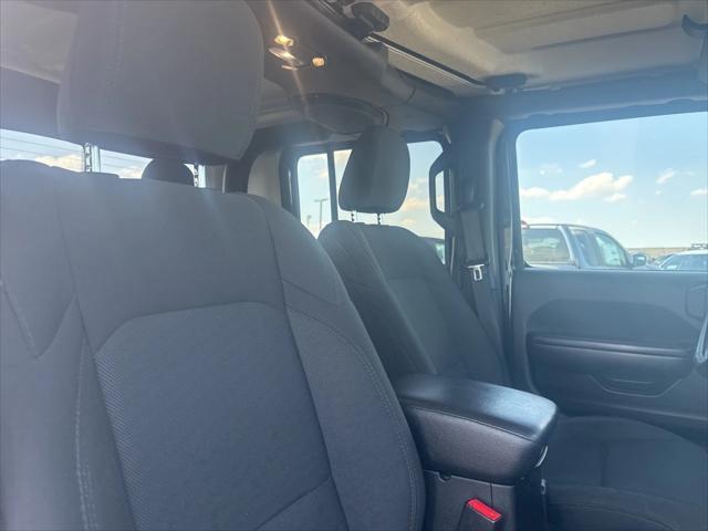 used 2020 Jeep Gladiator car, priced at $25,861