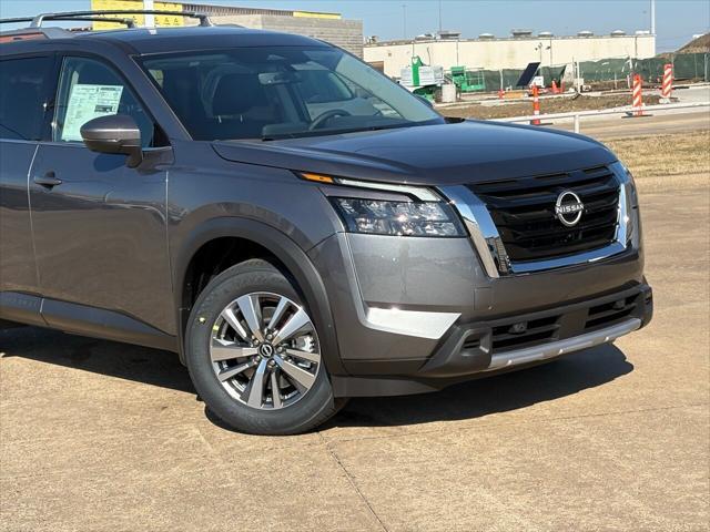 new 2025 Nissan Pathfinder car, priced at $41,156