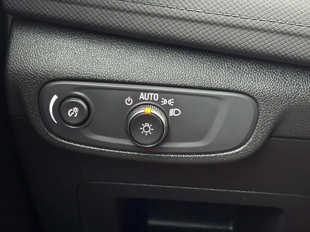 used 2024 Chevrolet TrailBlazer car, priced at $18,950