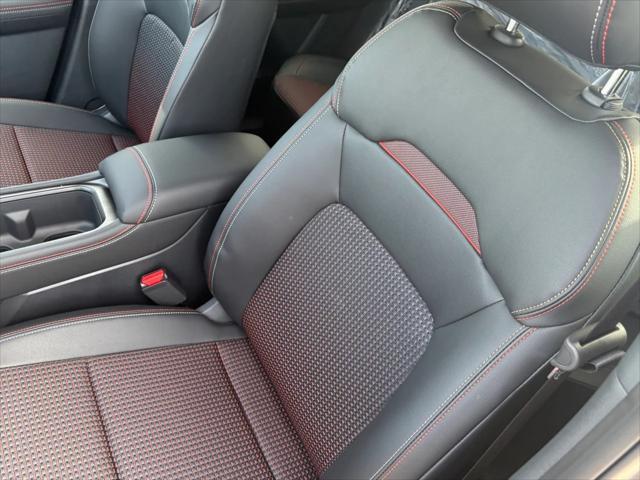 new 2025 Nissan Kicks car, priced at $29,231