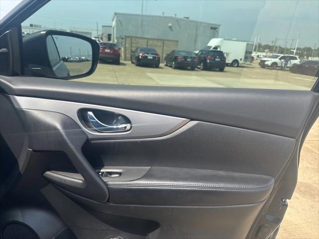 used 2020 Nissan Rogue Sport car, priced at $18,792